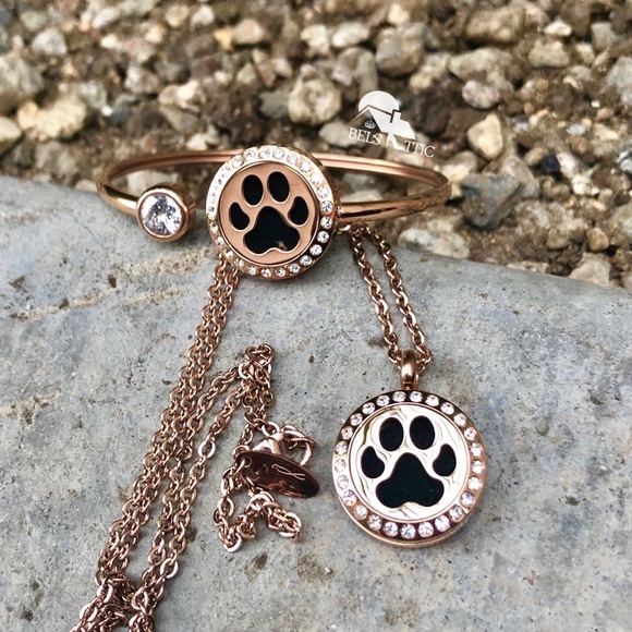 FINAL PRICE Dog Paw Necklace and Bracelet Set - Picture 4 of 7